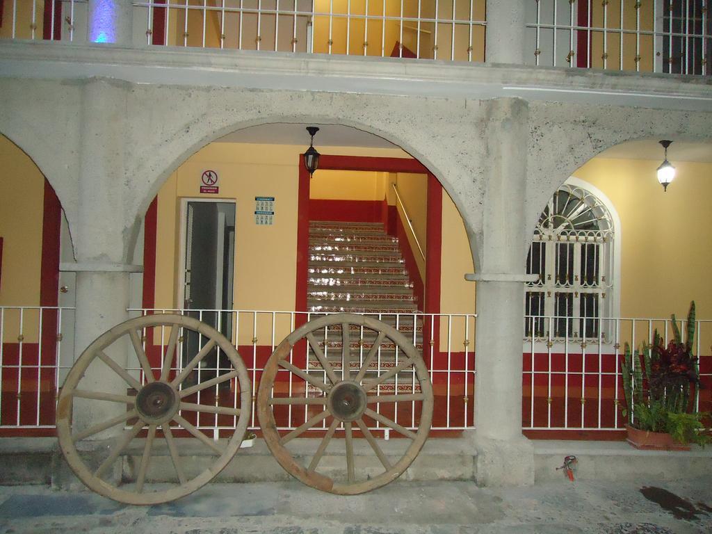 אוריסבה Hotel Del Rio מראה חיצוני תמונה