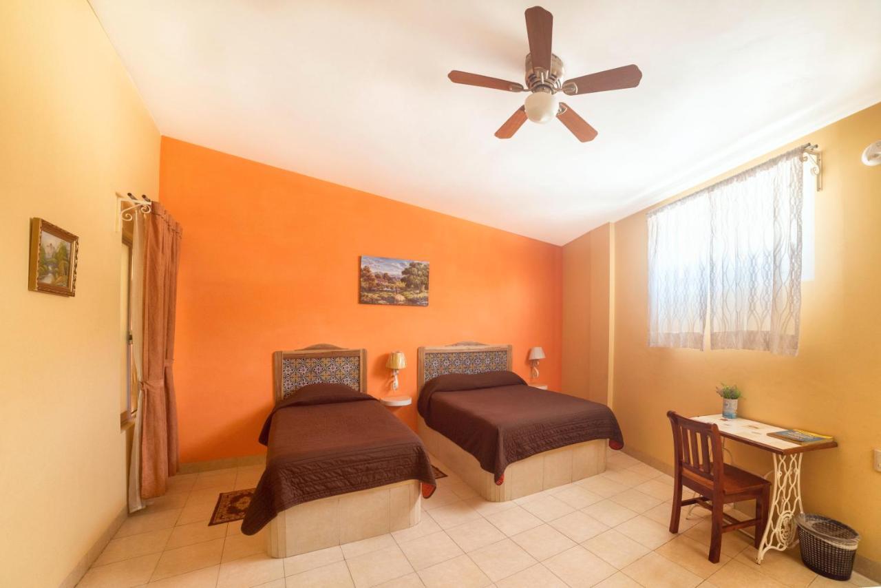 אוריסבה Hotel Del Rio מראה חיצוני תמונה